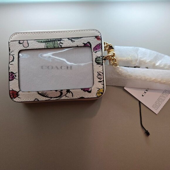 Coach zip card case with Creature Print - Picture 8 of 8